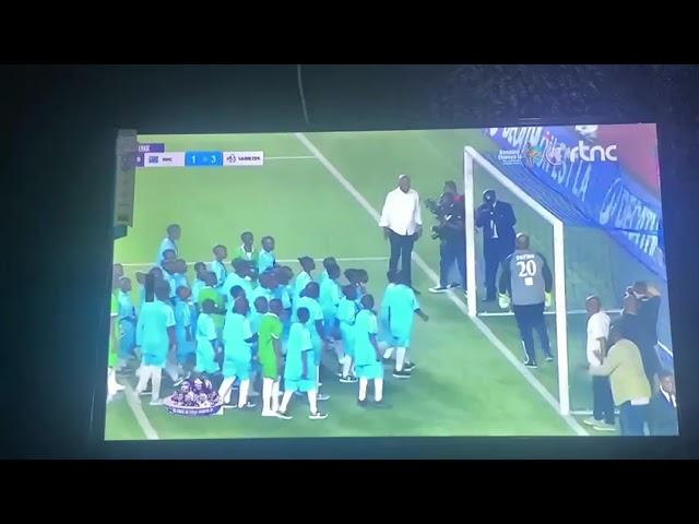 Match de gala au stade des Martyrs ce mardi, Fatshi gardien de but ! voici quelques actions