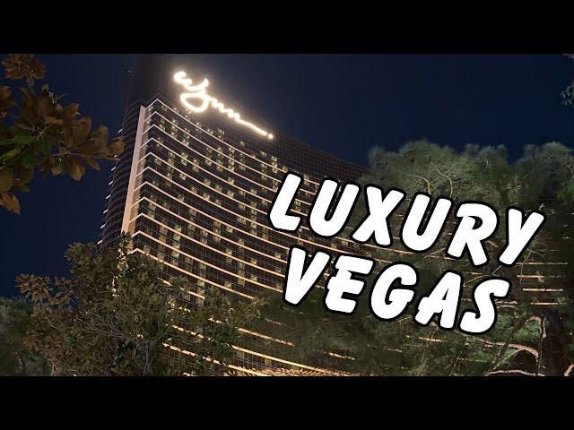 Night Wynn Las Vegas Walking Tour Luxury Resort on Vegas Strip