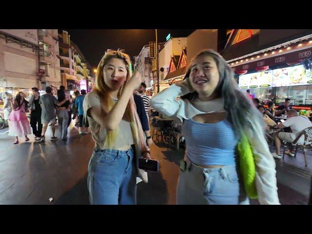JAM PACKED BANGKOK'S KHAO SAN ROAD NIGHTLIFE (4K Walk of...) in Bangkok 