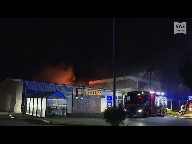 Großbrand beim Verbrauchermarkt Inkoop in Delmenhorst