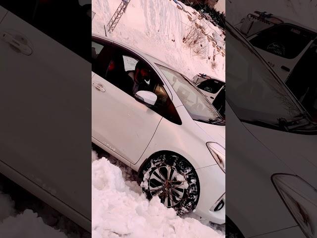 Stuck in snow ‍️ #vitz #car #youtubeshorts #ytshorts #indianringneck #viral #yt #shortvideo