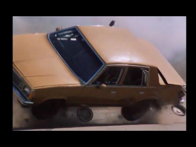 '77 Dodge Monaco chases &rolls '81 Malibu