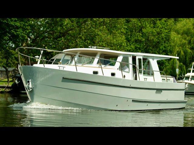 £360,000 Yacht Tour : Piper 12C