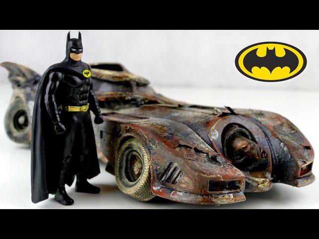 Restoration abandoned Batmobile from Batman Restore Batman's car