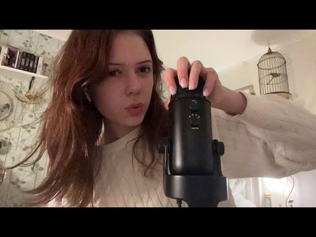 Asmr~mic scratching+mic tapping(some rambling)