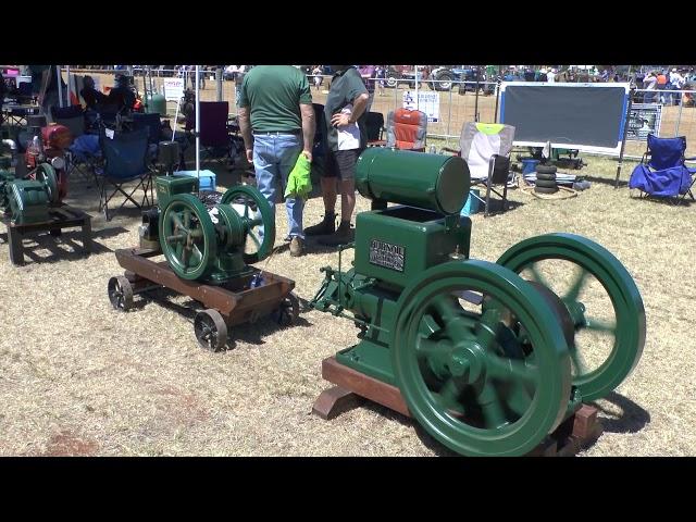 STATIONARY ENGINES AT KINGAROY VINTAGE MACHINERY SHOW 19/9/2017