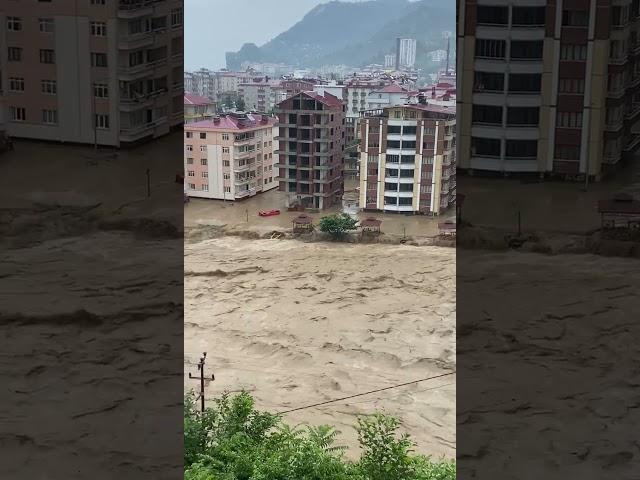 Intense Flooding Affects Northeastern Turkish Provinces