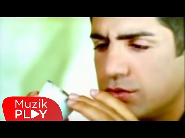 Özcan Deniz - Dön Desem (Official Video)