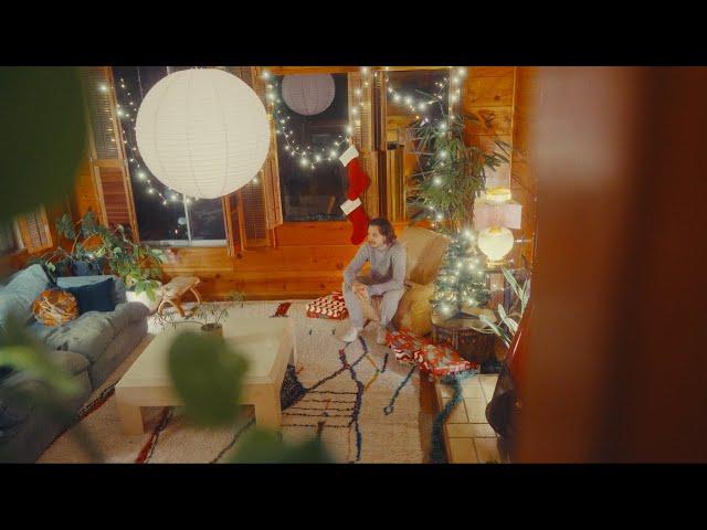 Anson Seabra - Christmas Isn't Christmas Without You (Official Visualizer)