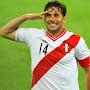 CLAUDIO PIZARRO HIPER OFICIAL