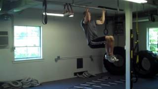 Isometric pullup with lateral shift