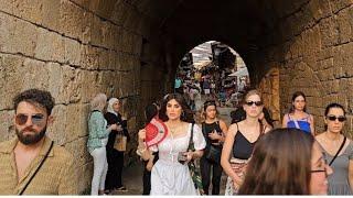 جولة مشي في مدينة جبيل الجميلة والرائعة اقدم مدينة على ساحل المتوسط  Walking in byblos city