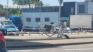  Lkw erfasst Radfahrer und schleift ihn mit sich auf B 34 in Waldshut-Tiengen [25.06.2024]