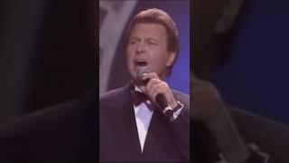 Лев Лещенко - «День Победы» песня года 1999 финал #левлещенко #деньпобеды #песнягода #лещенко