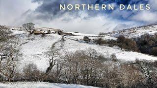 UK winter hiking in the northern Yorkshire Dales