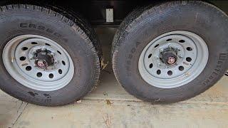 Why my Trailer wheel hub almost fell off.. Learn from my mistake #mechanic #hotshot #trucking