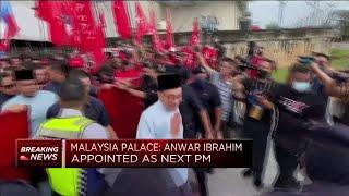 Anwar Ibrahim makes history as tenth Malaysian prime minister