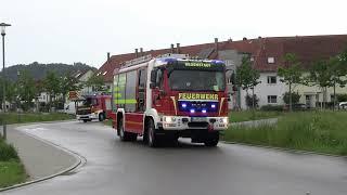 Löschzug der Freiwilligen Feuerwehr Regenstauf rückt zur Schauübung an