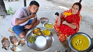 গ্রাম বাংলার সব থেকে সেরা কচু | মায়ের হাতে স্বাদের নিরামিষ কচু রান্না | village famous Kochu recipe