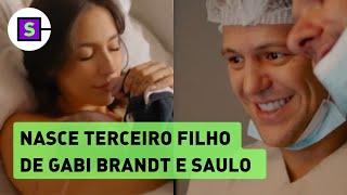 Nasce terceiro filho de Gabi Brandt e Saulo Poncio, Beni