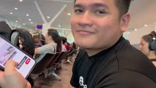 OSAKA TRIP: First stop! Changi Airport!! | Japan Travel Vlog