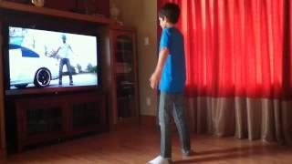 Little brother dancing to dubstep MUST WATCH