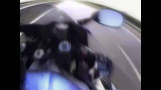 Yamaha R1 vs. Suzuki Hayabusa