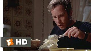 Close Encounters of the Third Kind (4/8) Movie CLIP - Roy's Mashed Potatoes (1977) HD