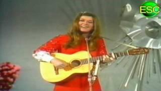 ESC 1969 08 - Netherlands - Lenny Kuhr - De Troubadour