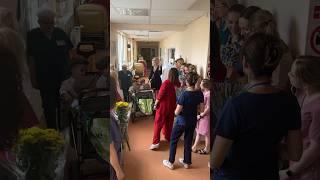 Встреча с врачами родового отделения #shorts #quadrolife #quadruplets #четверняшки #близнецы