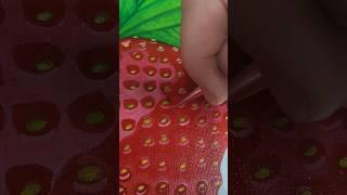 Painting strawberries ️