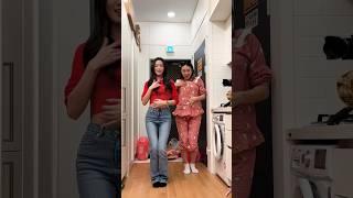 Jisoo and Youngji doing "Flower" challenge #viral #shorts
