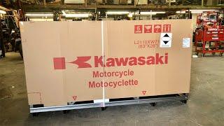 2022 Kawasaki Ninja 400 Unboxing & Complete Build - Crate to Showroom Floor