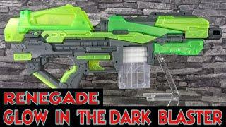 WORLD TECH WARRIOR "RENEGADE GLOW IN THE DARK" BLASTER [deutsch/german]