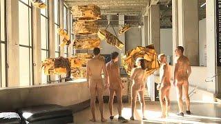 Paris museum opens its doors to nudists