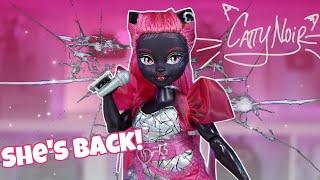 Catty is back! Monster High Catty Noir Doll Unboxing + Try On