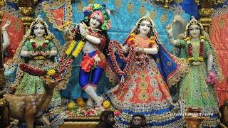 1st Jan. '25 | Sringar Aarti Darshan | Sri Sri Radha Gopinath Mandir | ISKCON Chowpatty Mumbai.