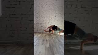 #yogalife #йогаонлайн #yogapractice #йогавидео #йогакаждыйдень #йога #асана