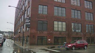 City closes final dedicated migrant shelter, moves to 'unified' system — WGN Midday News