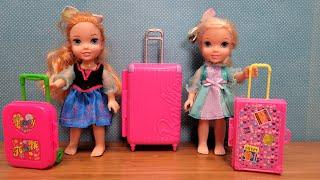 Luggage shopping ! Elsa & Anna toddlers are packing #suitcase #bags