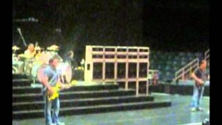 Van Halen - As Is & Light Up The Sky - 2012-04-21 Greensboro soundcheck Part 2 [VHFrance Videos]