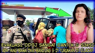 MIRIP KETURUNAN ARAB & INDIA ODGJ INI LINGLUNG DI SPBU ⁉️