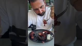 HERE’S A LITTLE TIP WHEN COOKING OCTOPUS  #shorts #viral