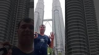 Malaysia. Kuala Lumpur. Petronas twin towers.