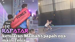 Raftar latihan tenis nya serius banget..