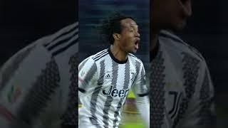  Cuadrado with the finish against Inter in the first leg ️