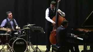 Softly -  trio piano, bass and drums