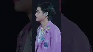 how is kim taehyung even real #taehyung #김태형