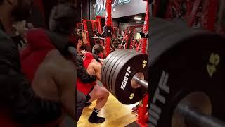 جلسه تمرین پا با آبتین شکرابی _ #فیتنس #بدنسازی #fitness #bodybuilder #iran #sport #کلیپ #video