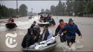 Texans Rescue Houston Flood Survivors | The New York Times